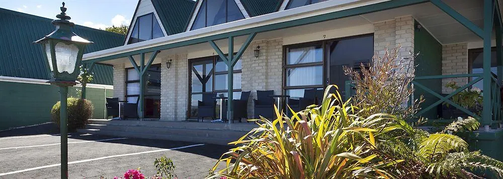 Gables Lakefront Resort Taupo Motel
