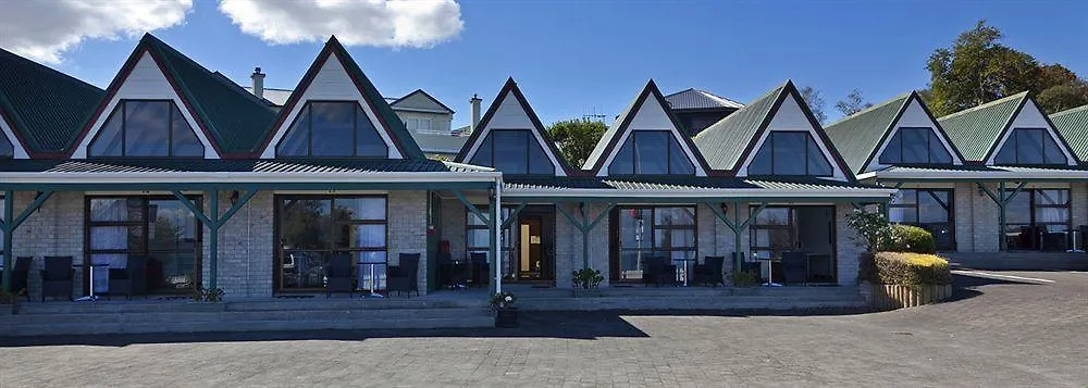 Gables Lakefront Resort Tauposee 4*,  Neuseeland